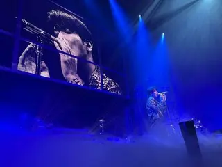 「CNBLUE」ジョン・ヨンファ、クリスマスソングのライブ映像で“Merry Christmas”（動画あり）