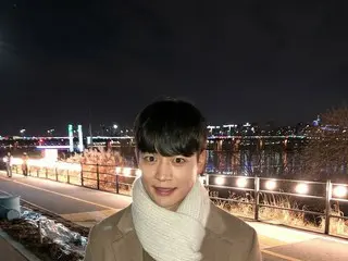 「SHINee」ミンホ、夜の漢江を照らす彼氏ショット