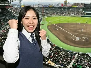 久慈愛が甲子園で球児にエール「とどけ！ 白球に込めた想い。」