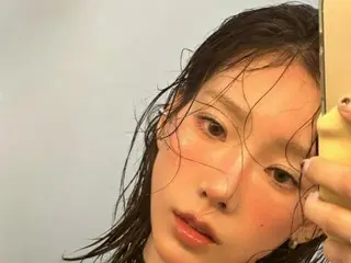 「少女時代」テヨン、ウェットヘアで魅惑的なセルフィー連発「コンサートD-day！」