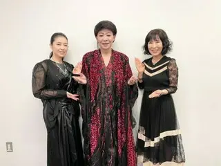 美川憲一、”親友”神田うのとの2ショット＆藤あや子･原田悠里との3ショット