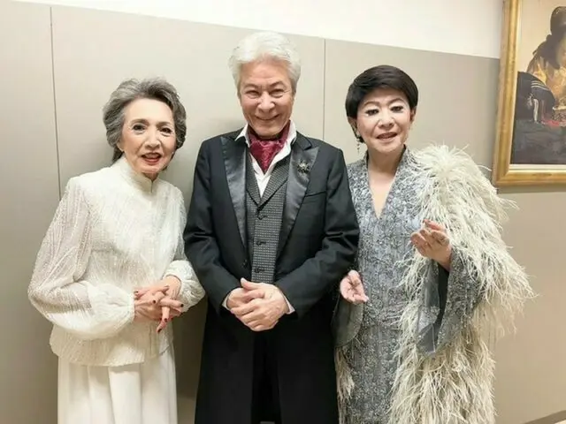 美川憲一、安奈淳･鹿賀丈史との3ショットなど公開