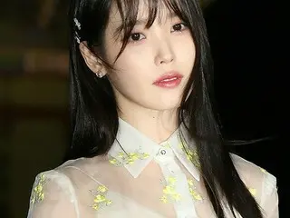 IU（アイユー）、デビュー15周年展示会が成功的…“ファンたちと共に特別な時間”