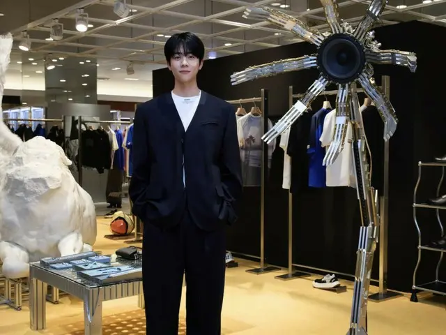 俳優チェ・ジョンヒョプ、ファッションブランド“ADERERROR”の大阪ポップアップショールームオープンイベントに参加