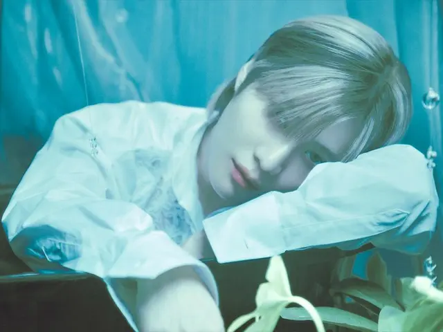 「SHINee」テミン、ニューアルバム「ETERNAL」のコンセプトフォトMotion ver.＆Emotion ver.を公開