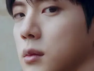 「BTS」JIN、「Alo Yoga」と共にしなやかな魅力アピール（動画あり）