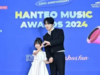 ジェジュン、キュートなパートナーと一緒に「Hanteo Music Awards 」レッドカーペットイベントに