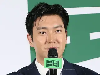 「SUPER JUNIOR」シウォン、映画「ロビー」で国民俳優役…“僕自身を振り返った”