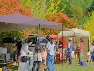 自然を愉しみ、学び、体感する「オモフェス2025秋~ソトアソビ~」が愛媛の面河ダム公園で開催