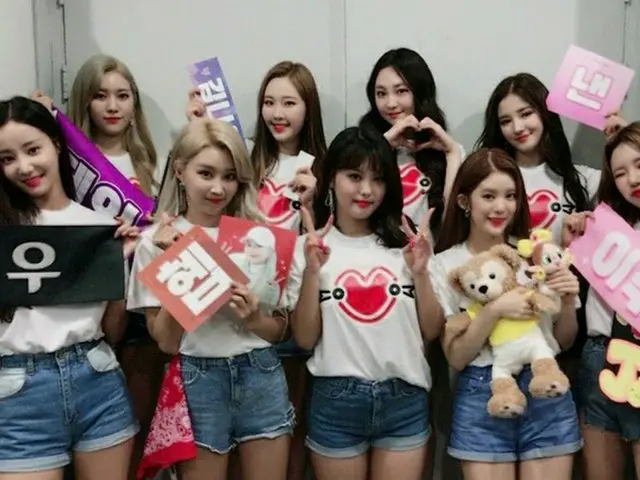 「MOMOLAND」、デビュー後初となる公式ファンミーティングを大成功に終える！