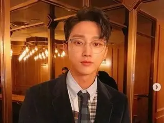 「B1A4」ジニョン、SNSで見せたスーツ姿に胸キュン