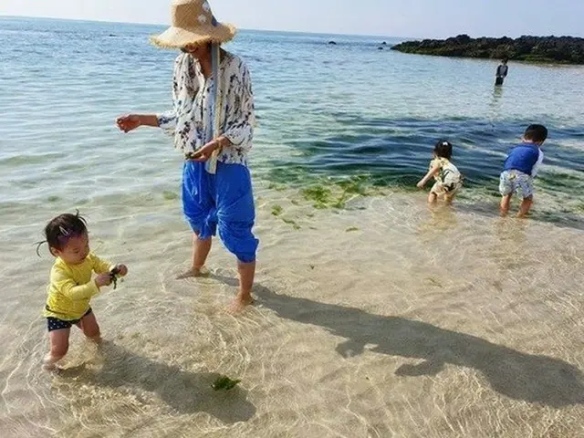 ソ・ユジン、3人の子供たちと仲むつまじいひととき..ほっこり笑顔♪