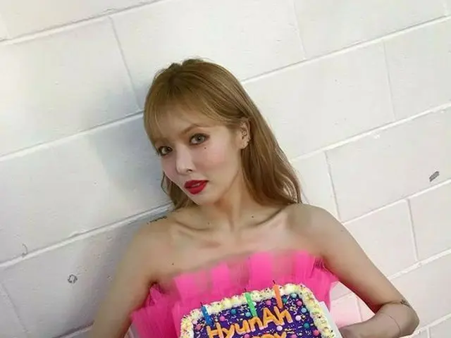 ヒョナ、誕生日を迎えたバービー人形..“恋人♥ヒョジョンと5日違い、やはり赤い糸”