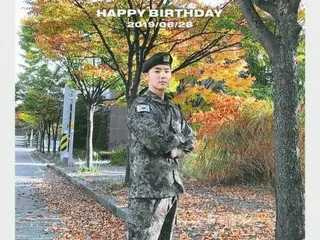 「CNBLUE」カン・ミンヒョク、軍服着たりりしい姿“入隊して1年…誕生日祝い感謝します”