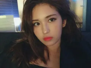 “ダークセクシー”..SOMI、成熟したカリスマ発散☆