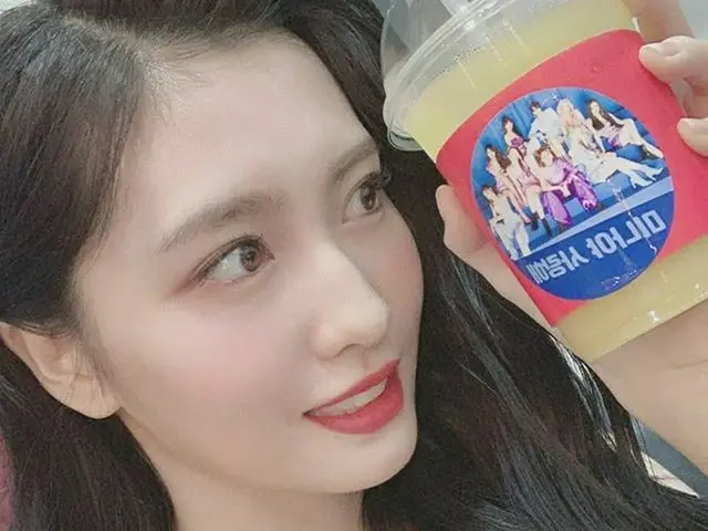 「TWICE」モモ、更に際立つビジュアル！”最近綺麗になりすぎ？”