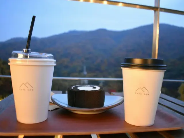 【韓国カフェ】紅葉を眺めて一息できる「Cafe SAN」