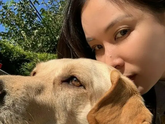 “伴侶犬がうらやましい”…コ・ソヨン、♥チャン・ドンゴンも嫉妬する愛犬への愛