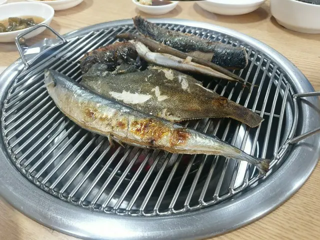 【韓国グルメ】仁川向かう途中で寄った金浦「ケッペセンソンクイ」で焼き魚をいただく