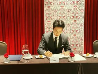 「CNBLUE」ジョン・ヨンファ、際立つビジュアルは健在！”カリスマオーラで魅了”