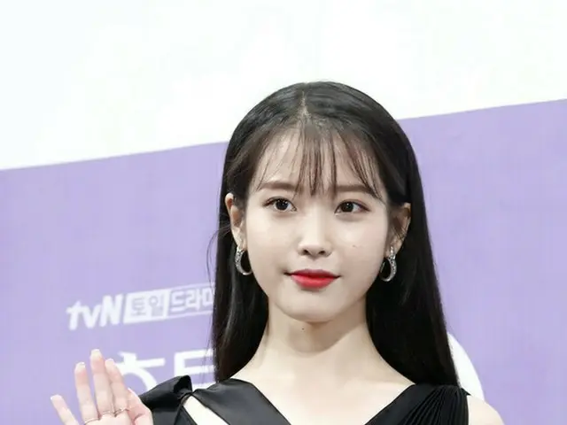 IU、ホワイトデーにキャンディーを贈りたいスター1位に