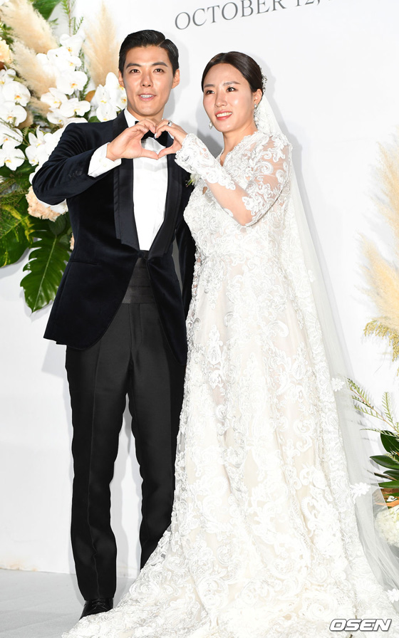 歌手kangnamと元スピードスケート選手イ サンファの結婚式 K Pop 韓国ドラマ 韓流ドラマ 韓国芸能ならwowkorea